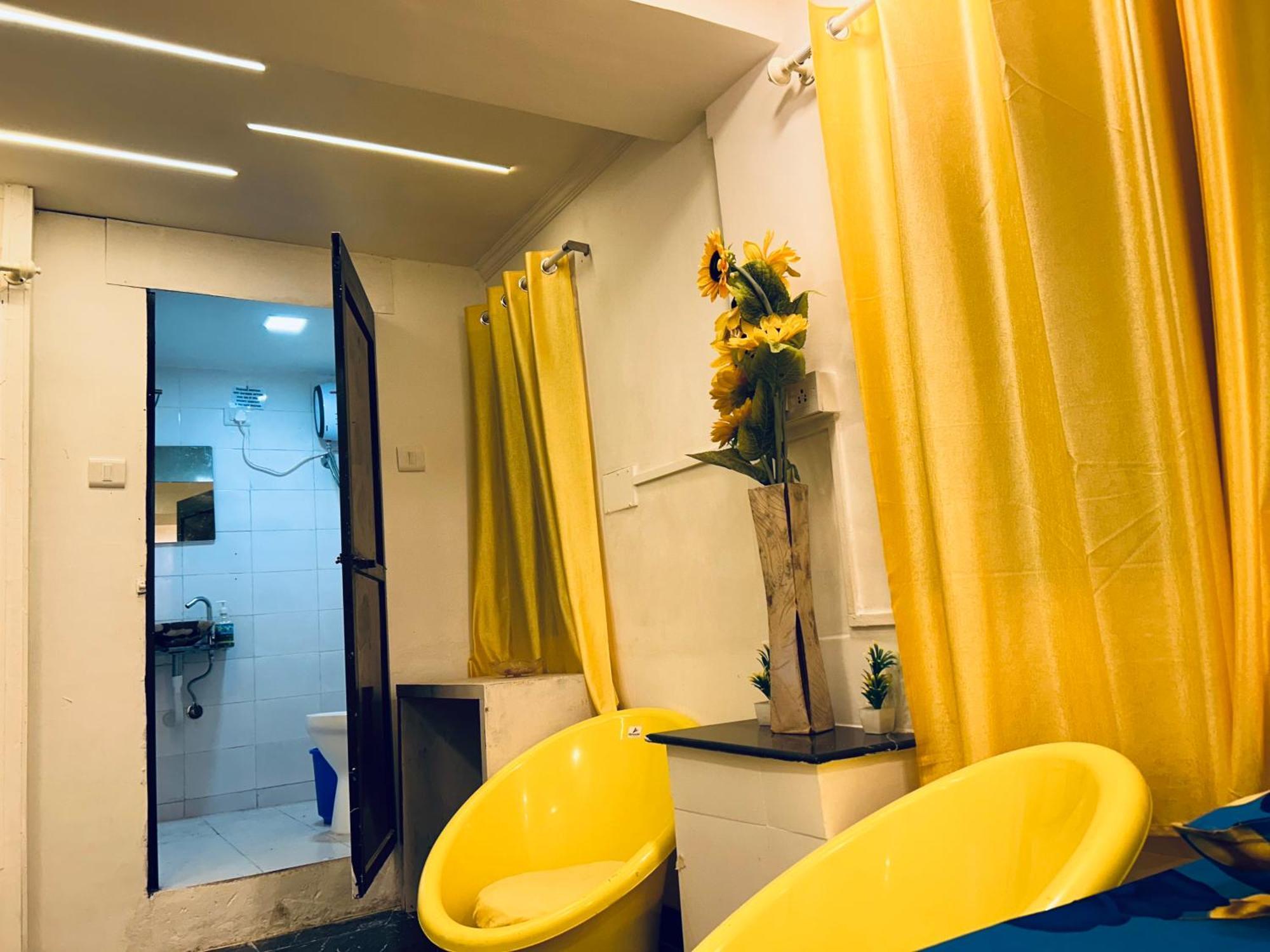 Lemon Room Mumbai Bagian luar foto
