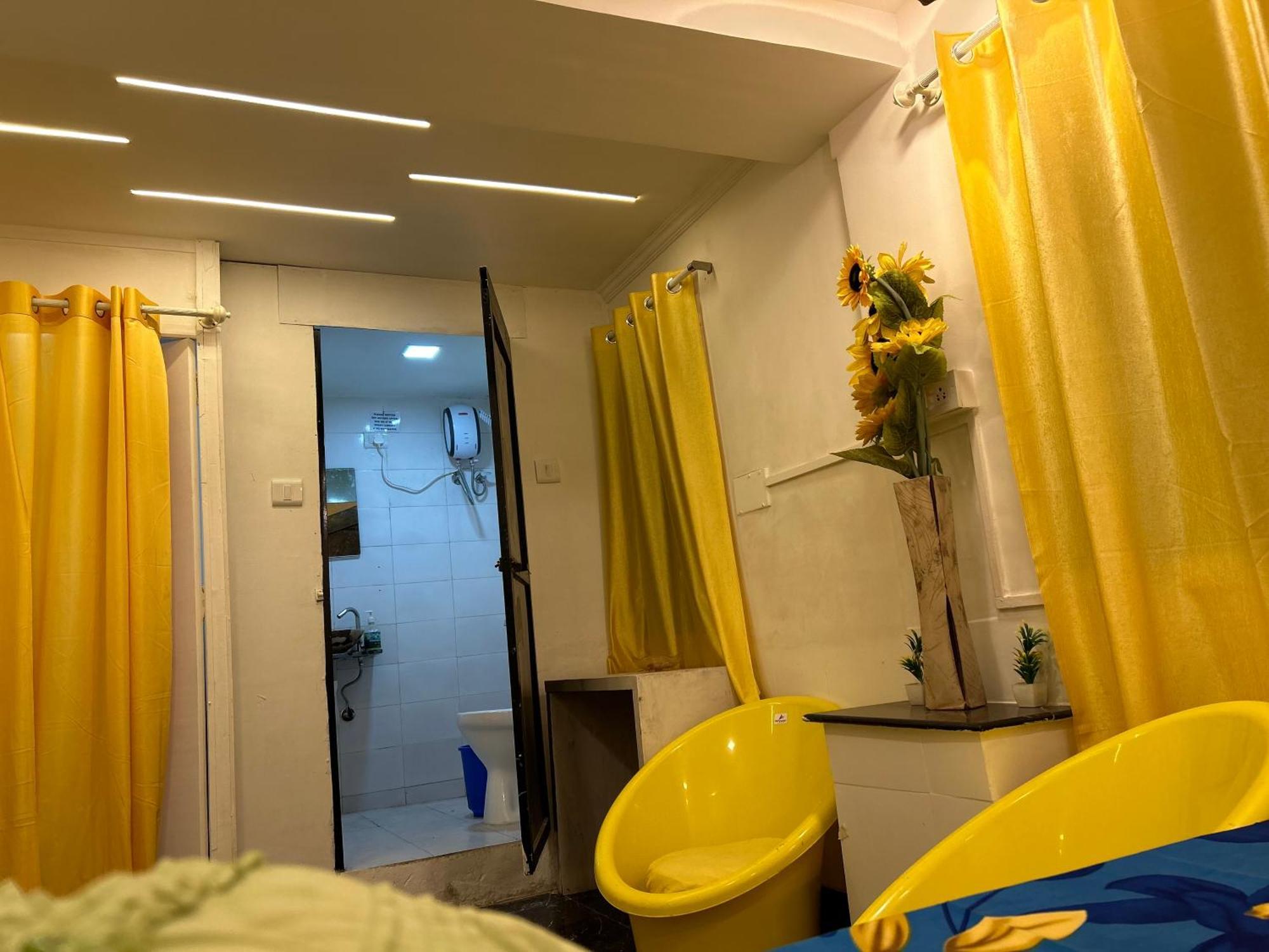 Lemon Room Mumbai Bagian luar foto
